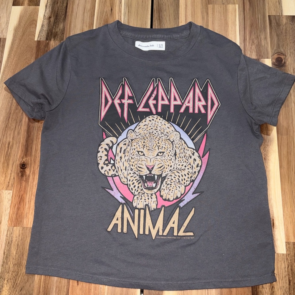 Abercrombie Kids Def Leppard Graphic Tee Size 5/6 | Band T-Shirt - Picture 1 of 3